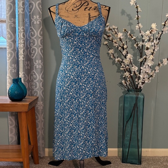 Princess Polly Georgia Print Floral Open Back Midi Dress - Picture 3 of 14